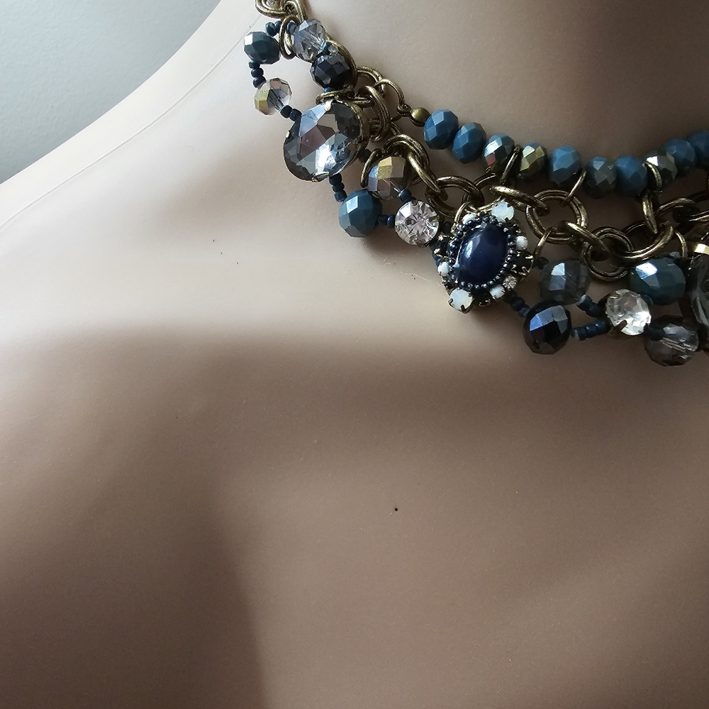 Statement Necklace - Picture 3 of 5